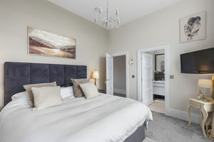 Photo 27- click for photo gallery